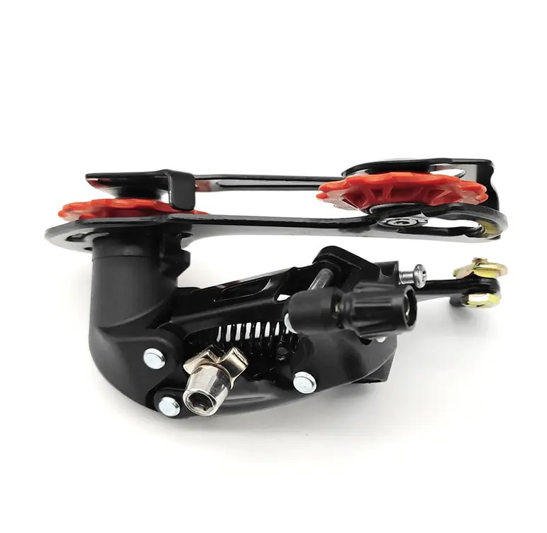 Hvad er hovedfunktionen på en cykel bagderailleur?